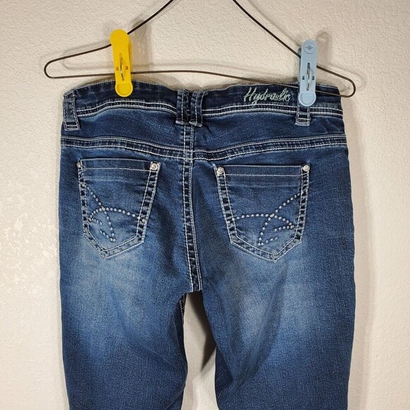 Hydraulic Distressed Blue Denim Capri Jeans Size 6 With Rhinestone Pocket Detail - Picture 5 of 7